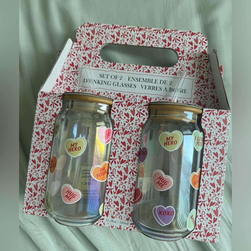 Valentine’s Day glass cups with bamboo lid and glass straw